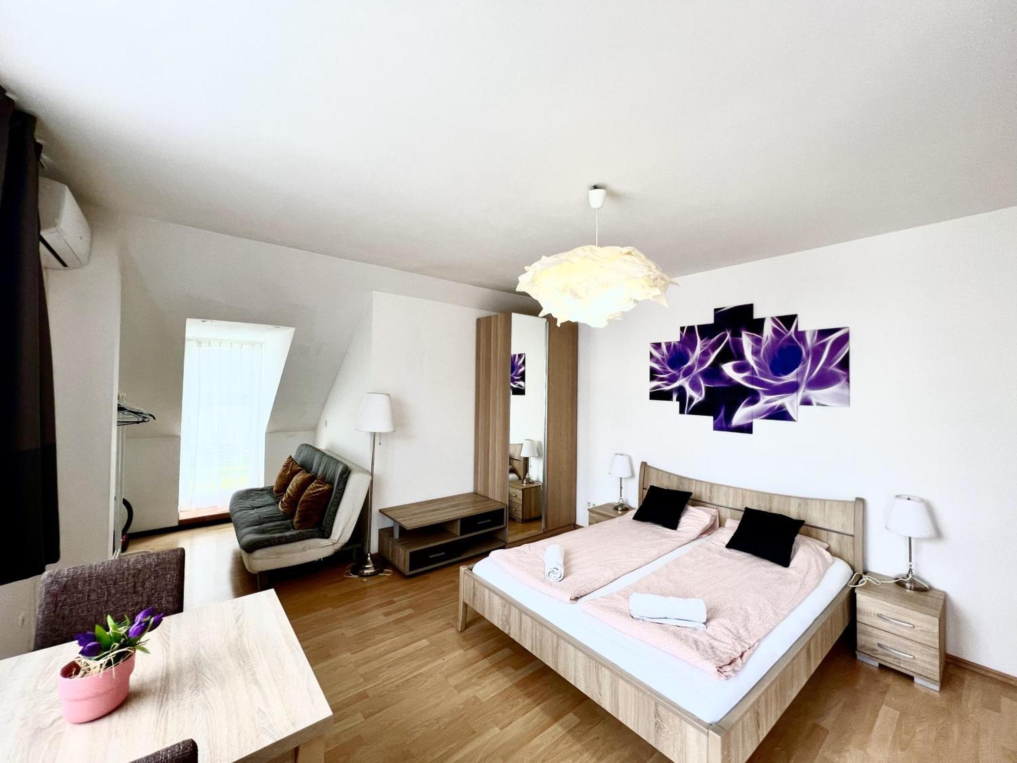 Apartament Trtn Keleti